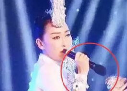 假唱搞笑段子,搞笑段子揭秘明星幕后真相