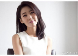 女演员高露,从青涩校园到璀璨荧屏，演绎人生百态